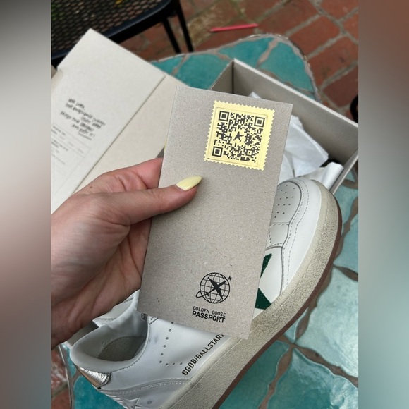 Golden Goose Ball Star with green leather star and metallic leather heel tab NWT - Picture 11 of 16